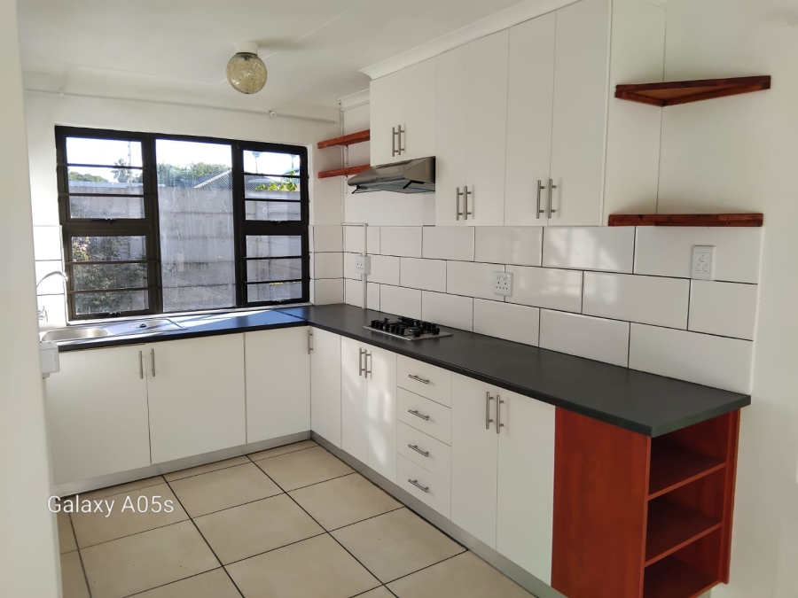1 Bedroom Property for Sale in Gonubie Eastern Cape